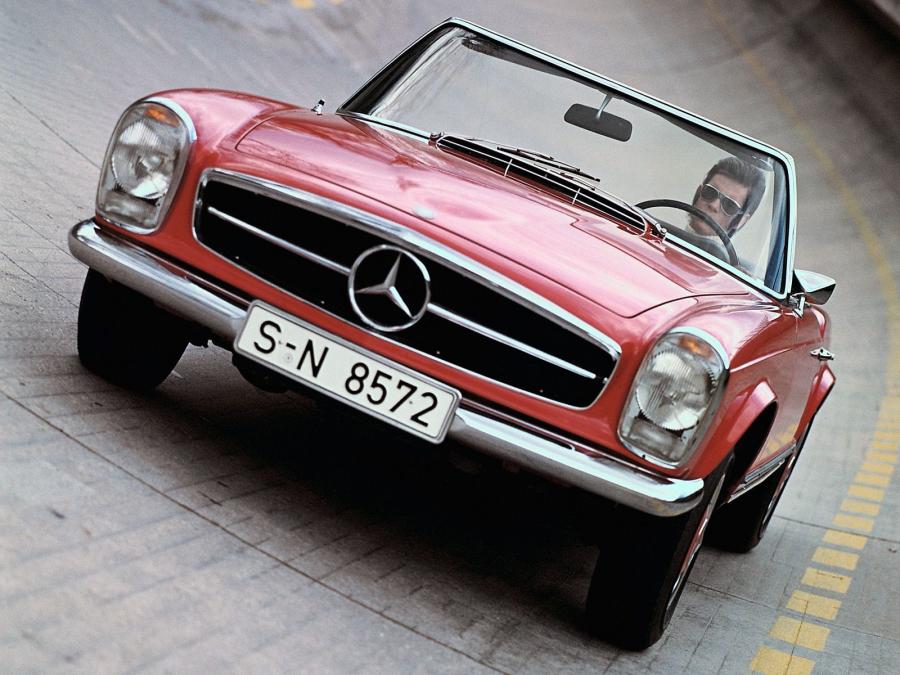  Mercedes-Benz 230 SL 1963 года  (фото 13 из 31)